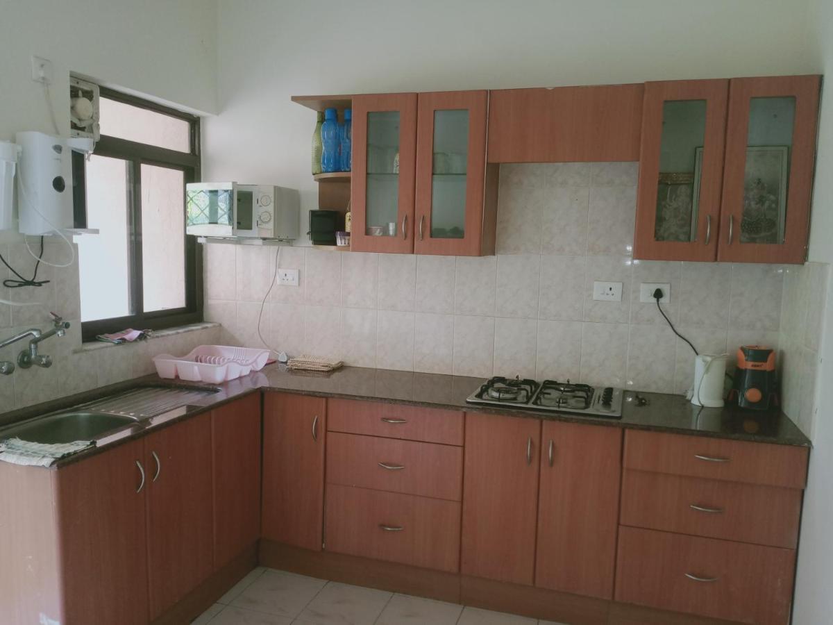 Coconut Grove Holiday Apartment 바르카 외부 사진